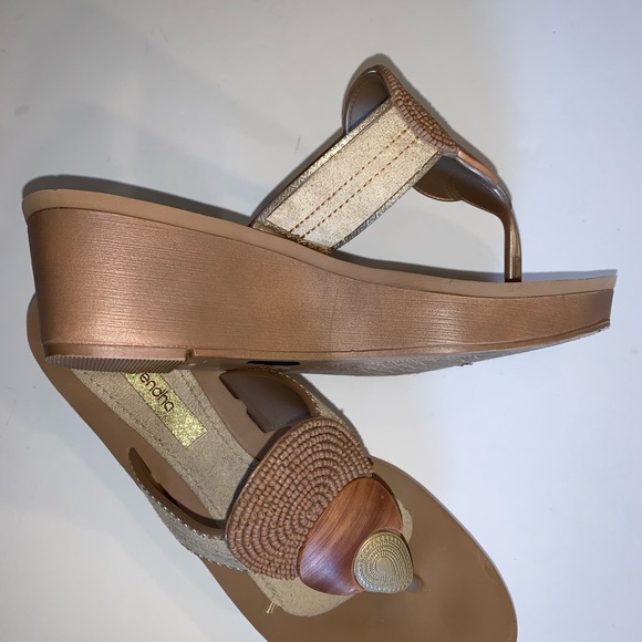 grendha | Shoes | Grendha By Shakira Wedge Sandals Brown Gold Sz 8 | Poshmark